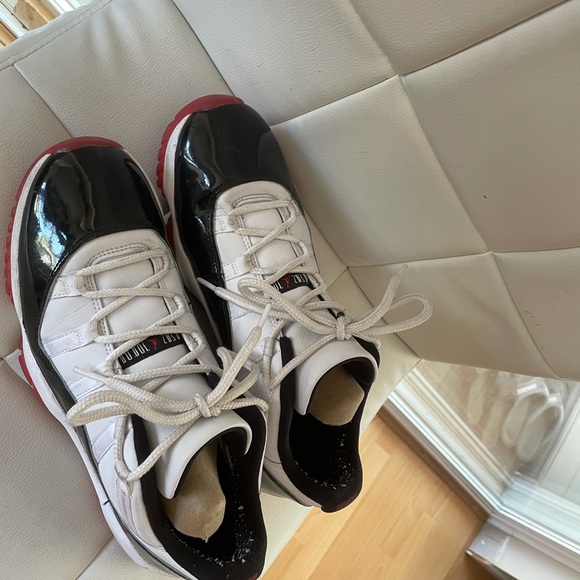 Jordan 11 Retro Low Concord Bred - Picture 2 of 9